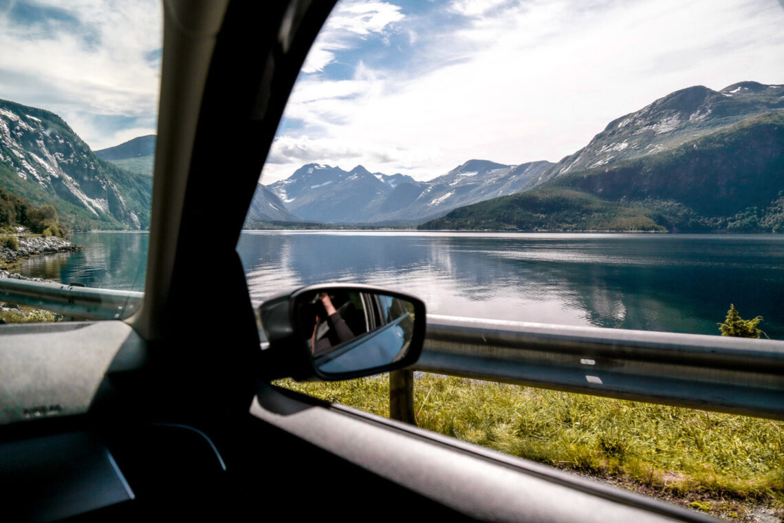 Great Lakes, Greater Responsibility: Driving with Confidence in Michigan
