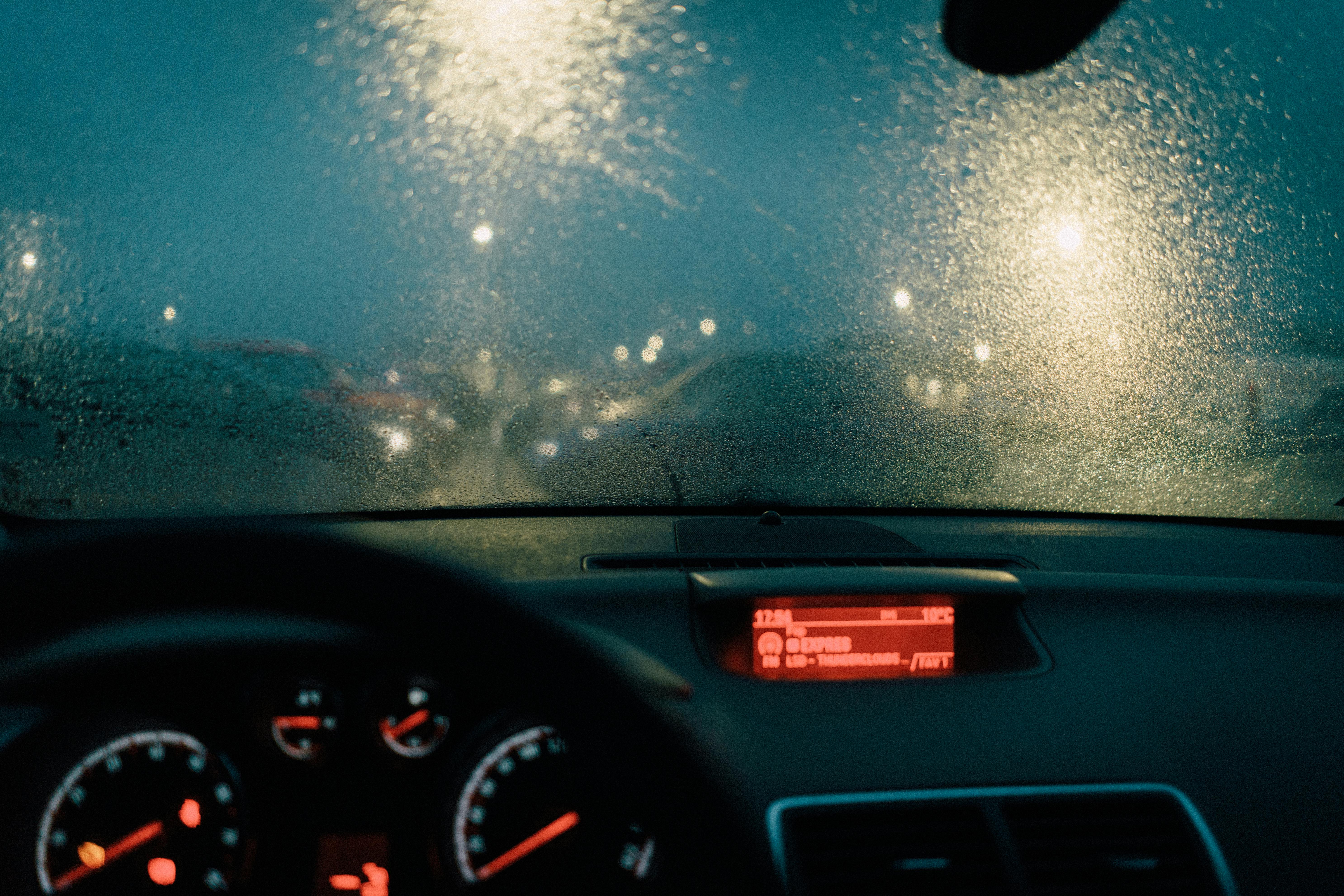 Drive Smart in the Great Lakes State: How Safe Driving Pays Off in Michigan