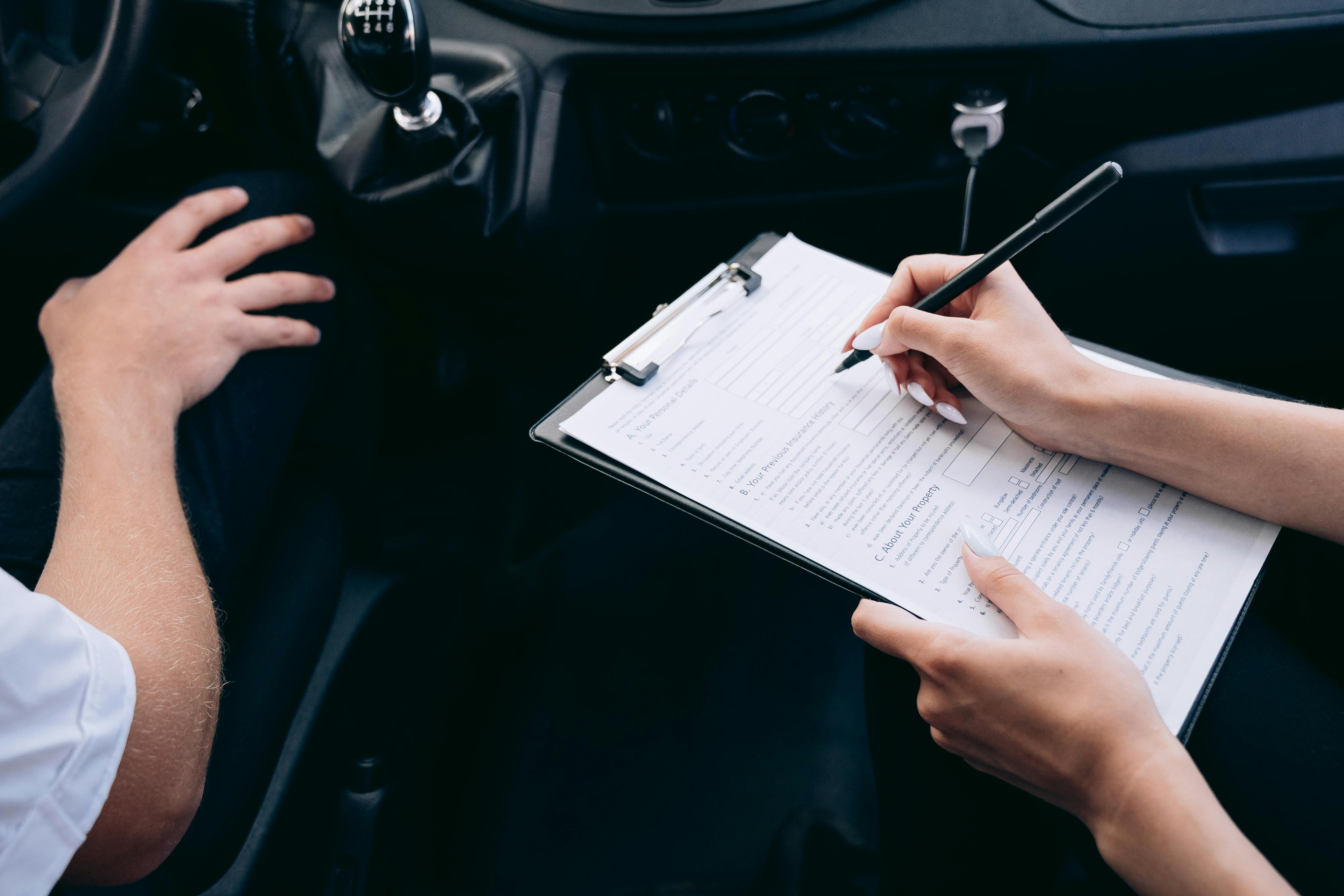 Protect Your Arizona Driving Record with a Court-Approved Defensive Driving Course