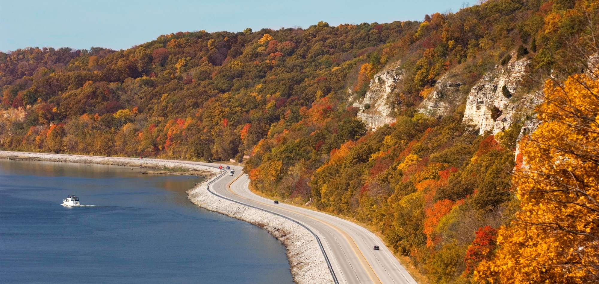 Do You Need Driver's Ed to Get a License at 18 in Illinois? article image