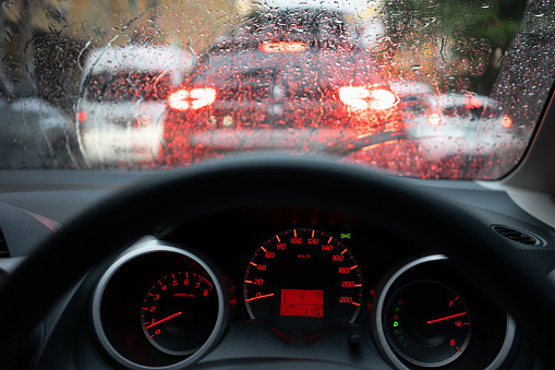 Staying Alert in the Desert: Defensive Driving in Arizona Heat