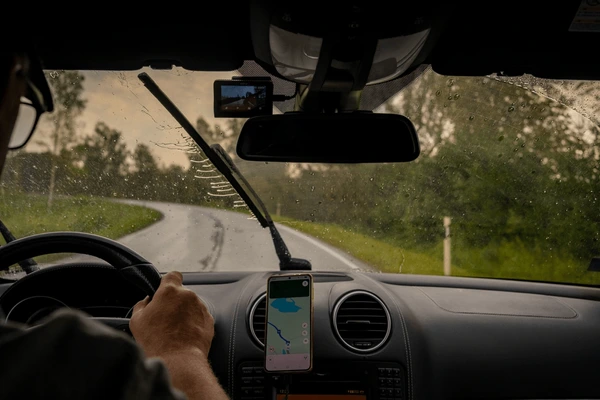 Rain, Hills, and Highways: Mastering Safe Speed in Virginia