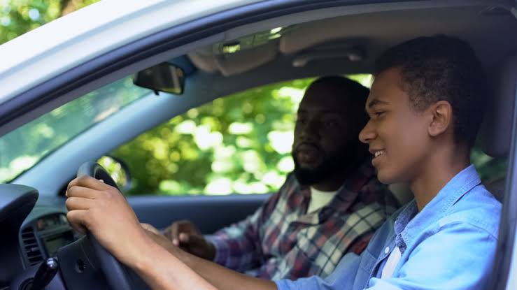 What Passenger and Nighttime Driving Restrictions Apply to Florida Teen Drivers?