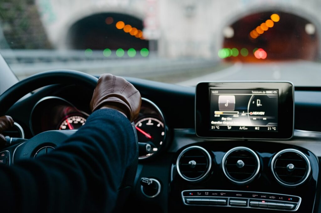 Why Missouri Drivers Benefit from Taking an Online Driver Improvement Course