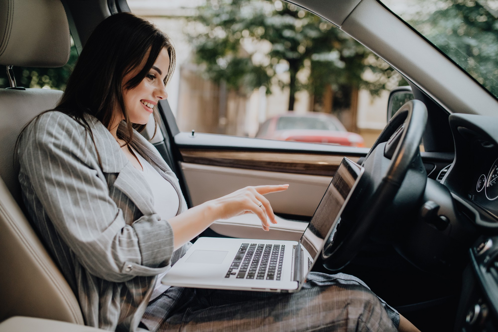Navigating Court-Approved Traffic School in Florida: Your Guide to Compliance