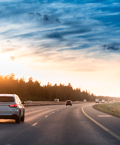 Bright Lights, Smart Choices: Driving with Confidence in Nevada