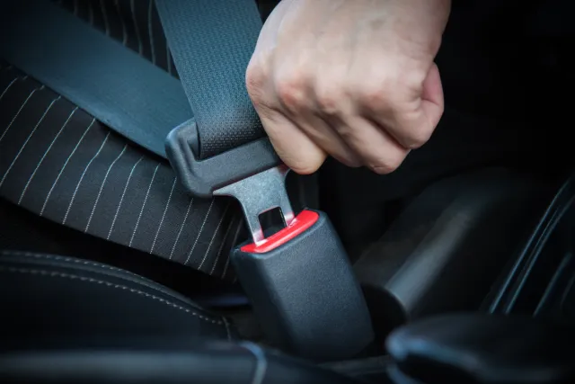 Staying Alert on Arizona Roads Through Defensive Driving in Changing Conditions