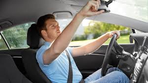 Stay Alert and Avoid Distracted Driving on Arizona Roads
