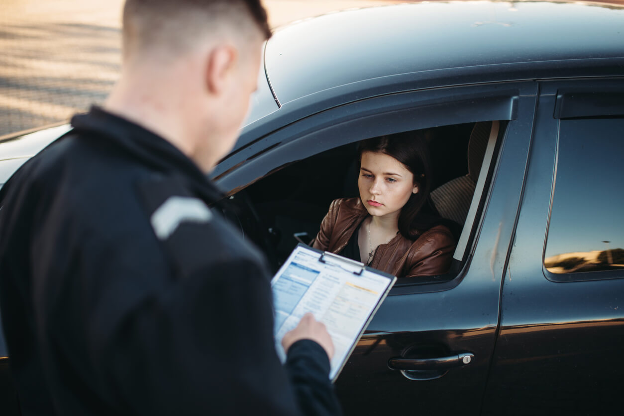 How Defensive Driving in Delaware Can Help You Avoid License Points