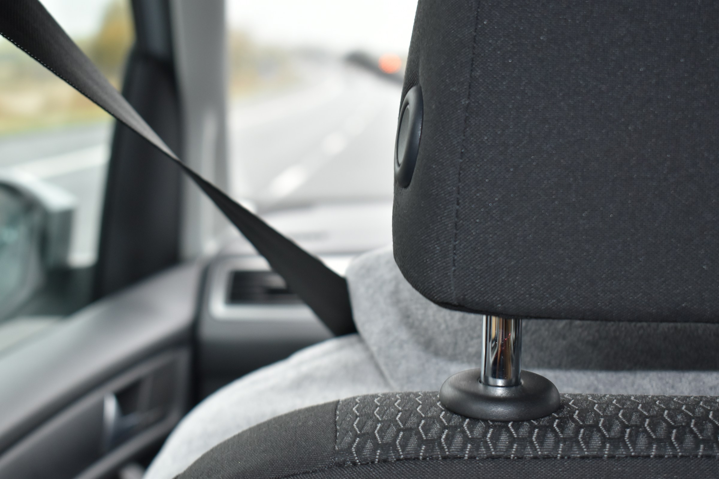 Stay Alert and Avoid Collisions: A Key Safe Driving Habit in Minnesota