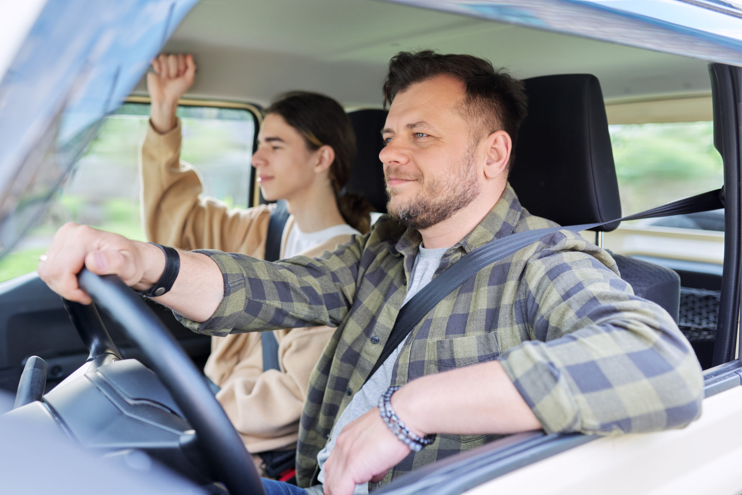 Why Indiana Drivers Should Consider Approved Defensive Driving
