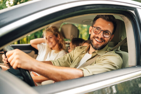 Steady Hands, Open Roads: Driving with Confidence in Wisconsin