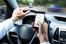 Driving Safely in Florida Rain: Why Speed Control Matters